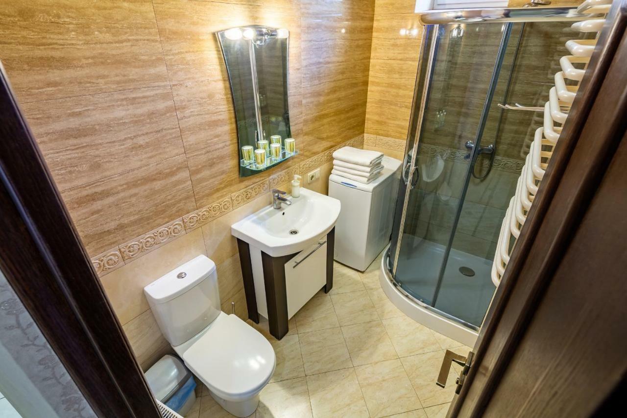 Alfa Apartments Kniazia Romana 11 Lvov Exteriér fotografie