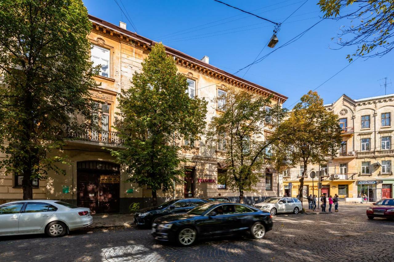 Alfa Apartments Kniazia Romana 11 Lvov Exteriér fotografie